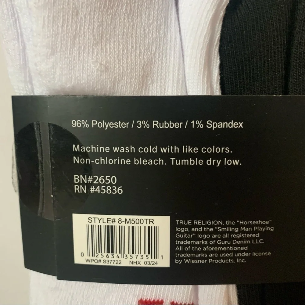 NWT. TRUE RELIGION Men’s 8 Pack Crew Socks